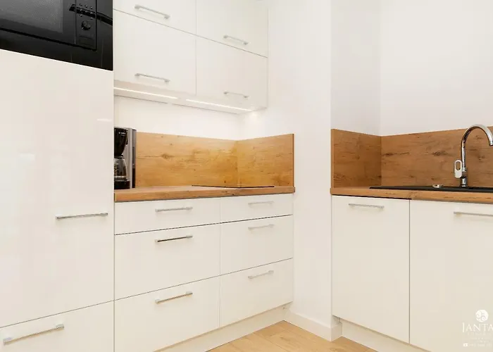 Apartment Deluxe 38 Baltycka 6 By Jantar Kolobrzeg